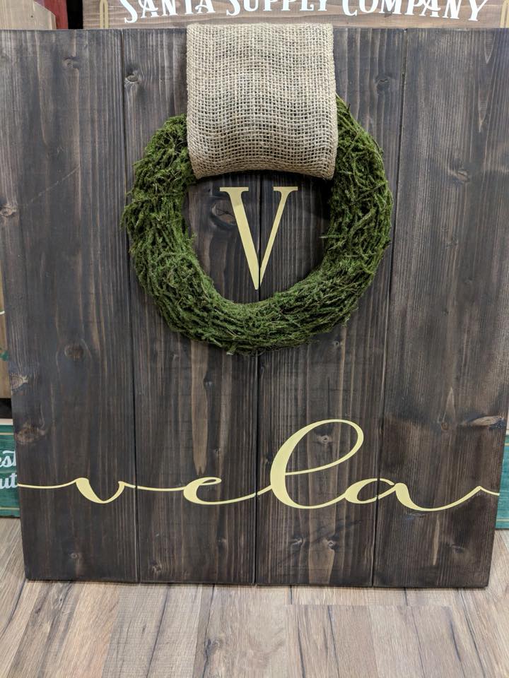 08/27 6pm Personalized Rustic Moss Wreath Sign
