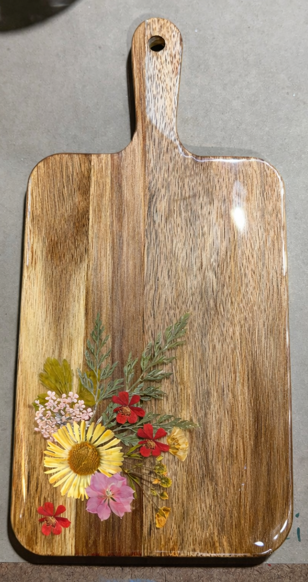 07/31/2026 6pm Friday Resin Pressed Flower Board Workshop