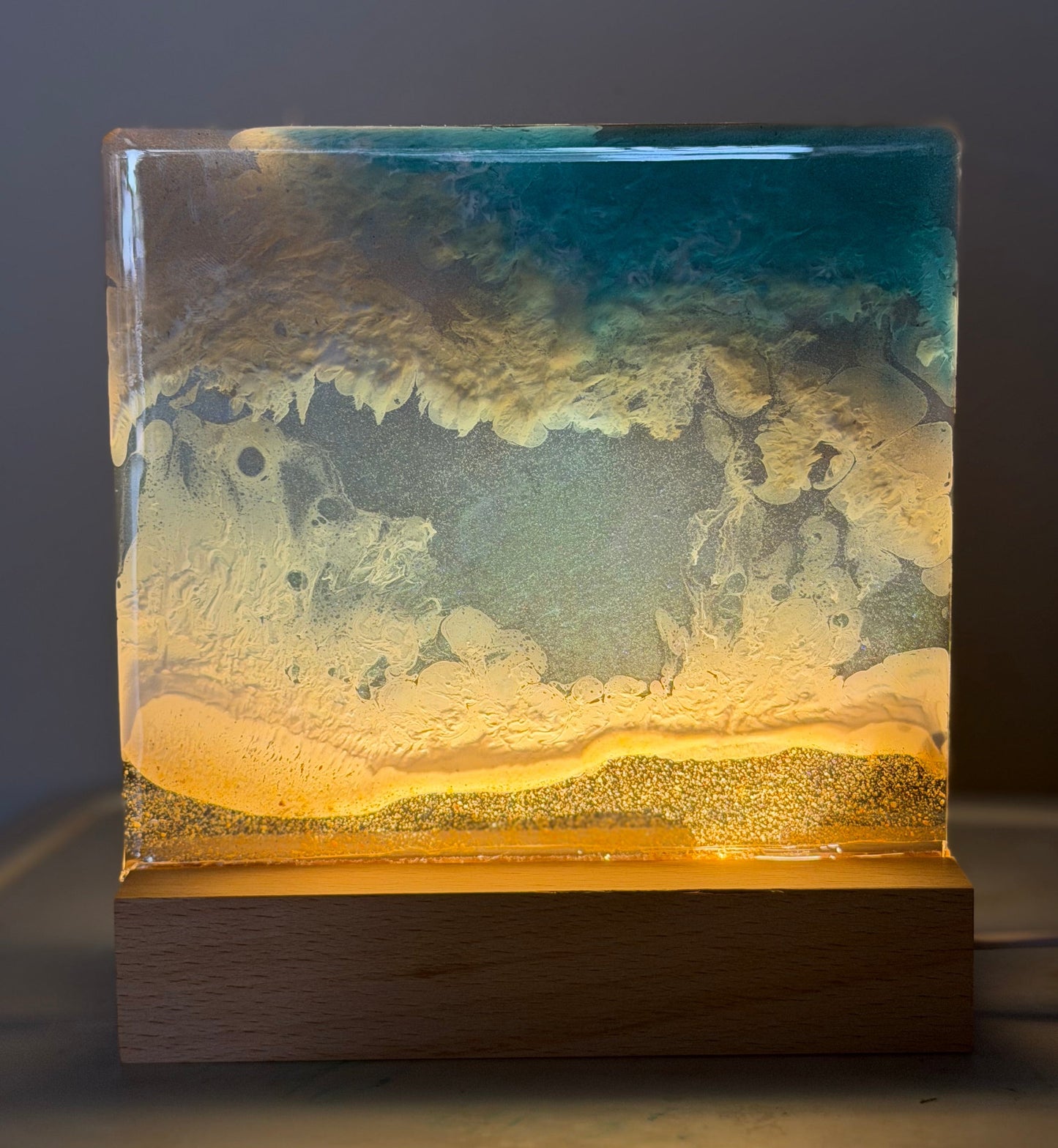 07/29/2026 6pm Pressed Flower Resin Table Light