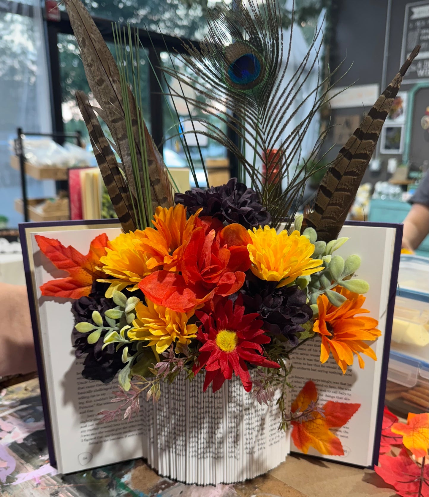 09/10 6pm Book Vase and Flowers