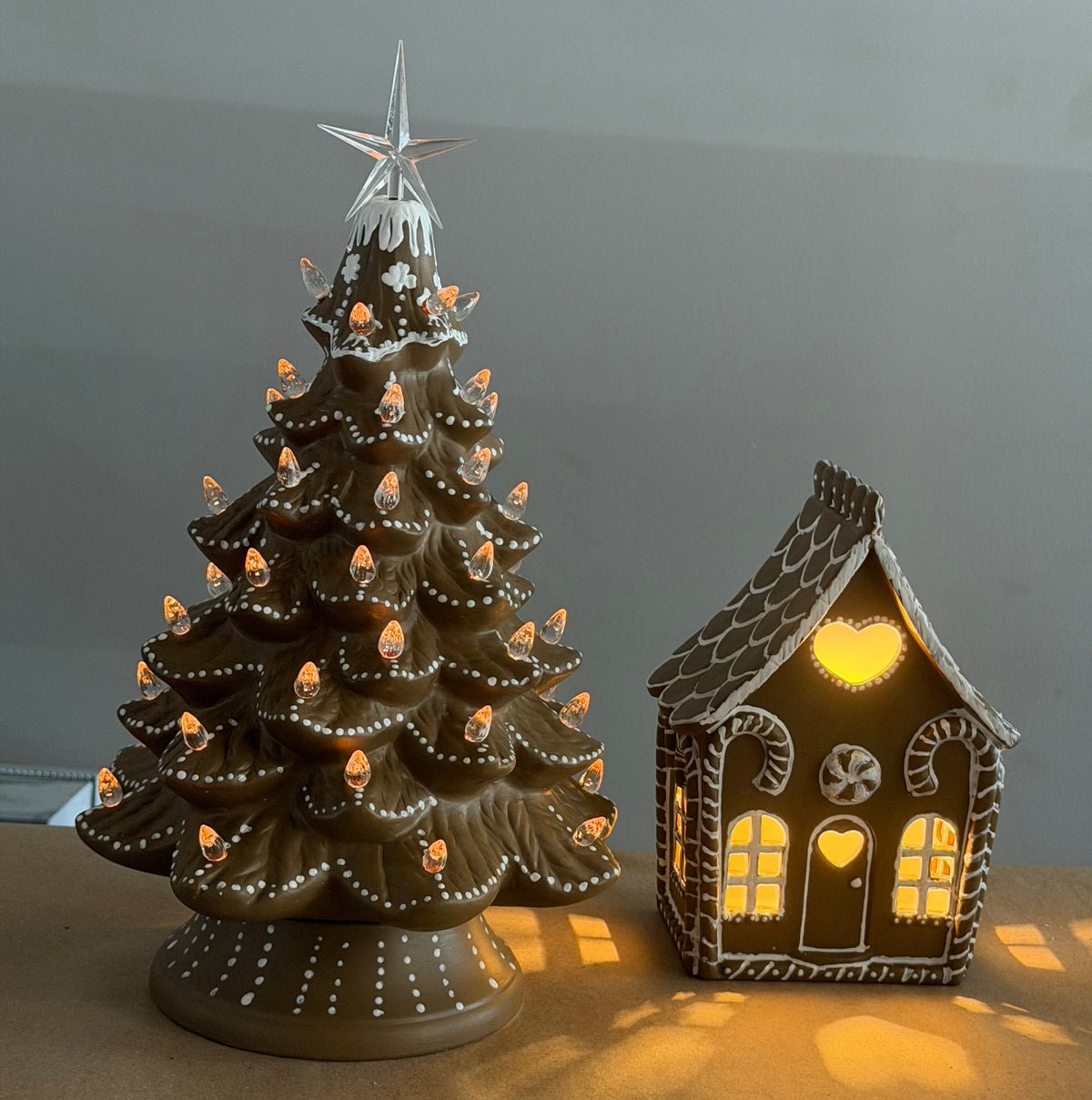 11/27 12pm Ceramic Christmas Tree Workshop