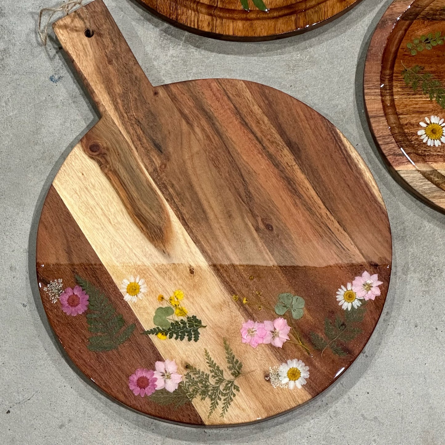 09/12 6pm Resin Pressed Flower Board Workshop