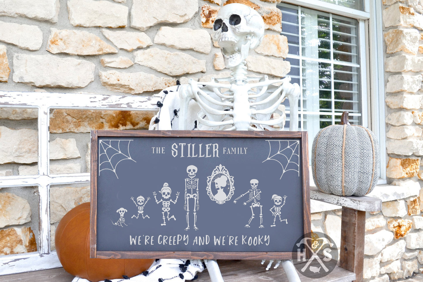 10/24 6pm Halloween Family Portraits