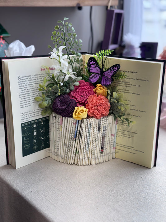 09/10 6pm Book Vase and Flowers