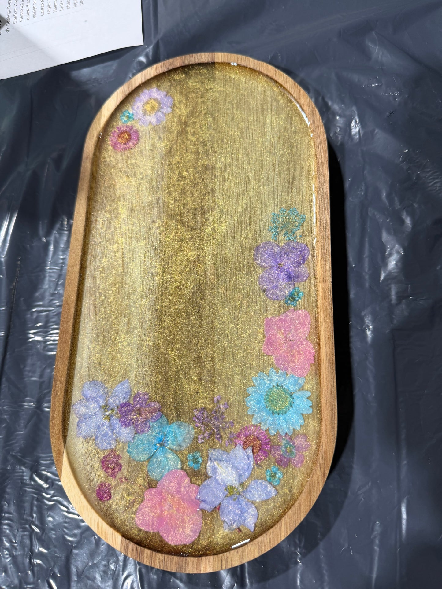 07/31/2026 6pm Friday Resin Pressed Flower Board Workshop