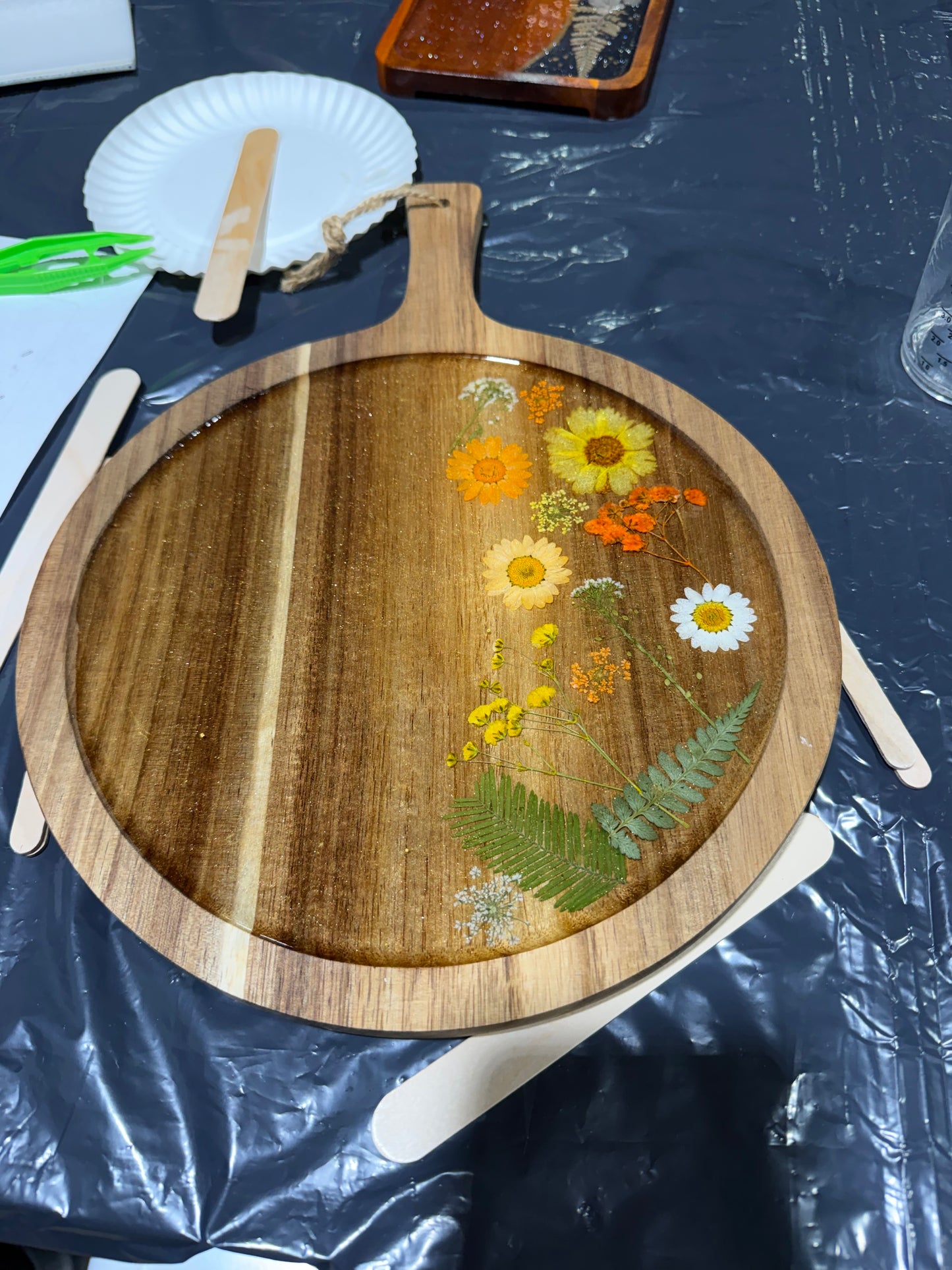 07/31/2026 6pm Friday Resin Pressed Flower Board Workshop