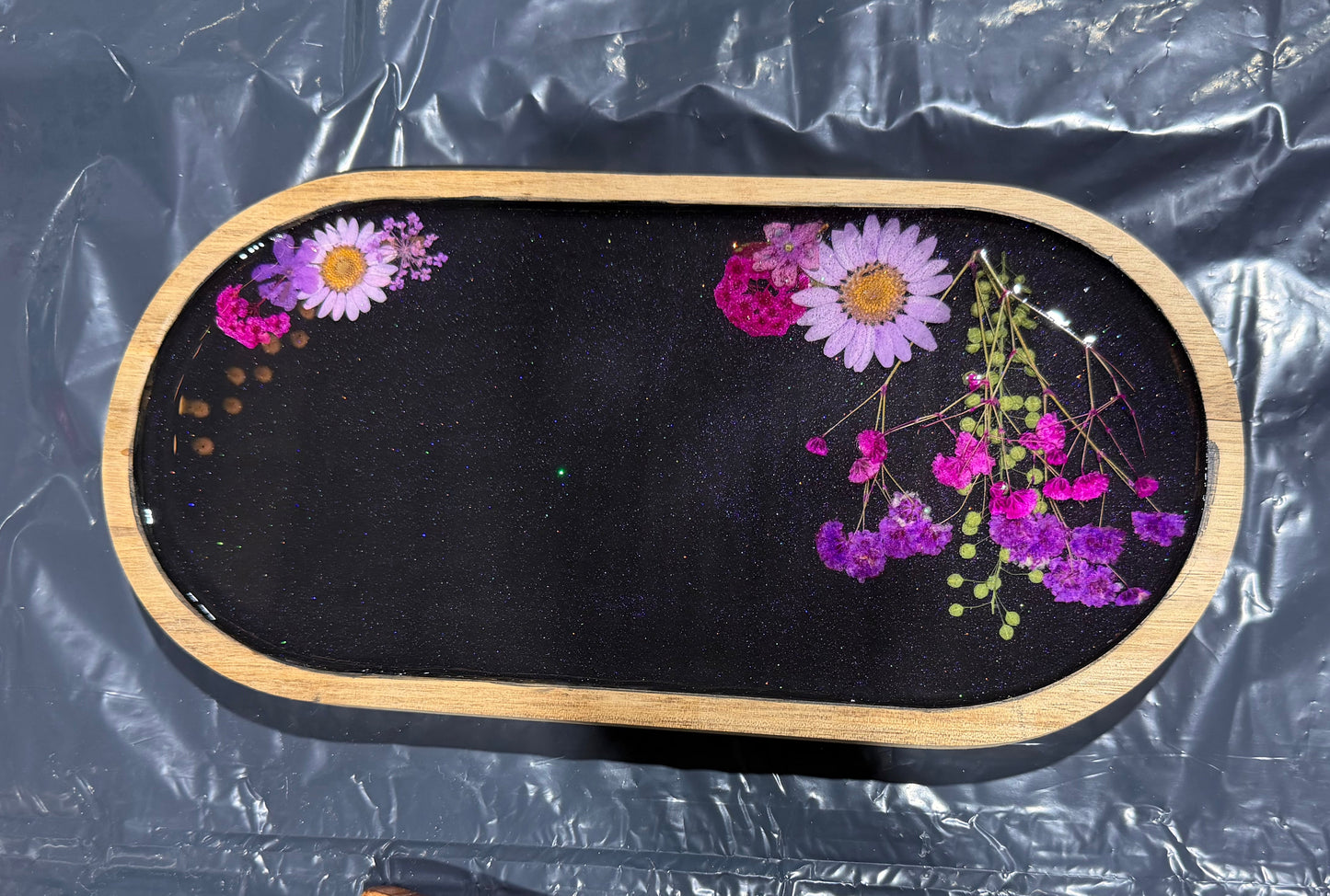 07/31/2026 6pm Friday Resin Pressed Flower Board Workshop