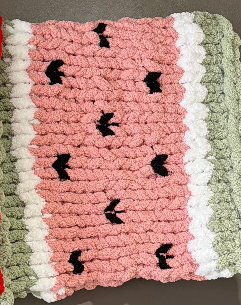 07/18 11am Watermelon Chunky Knit Blanket