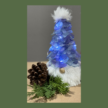 11/15 6pm  Holiday Gnome Tree Workshop